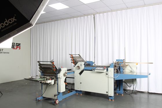 máquina da dobradura de 380V A3, dobrador de papel comercial com alimentador do elevado desempenho