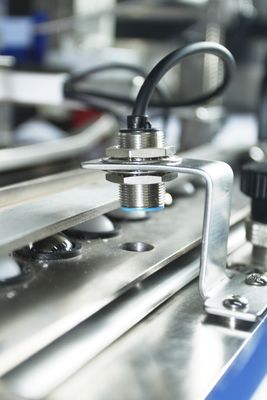 Máquina de Dobrar Papel Farmacêutico de Grande Formato Com Sistema de Inspecção por Câmera